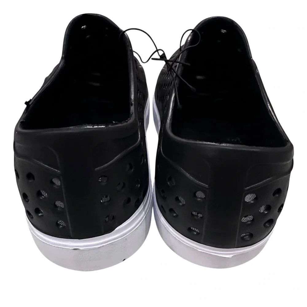 London Fog Men’s Bately Slip On Water Sneakers Shoes NWT Size 10 - Picture 3 of 6